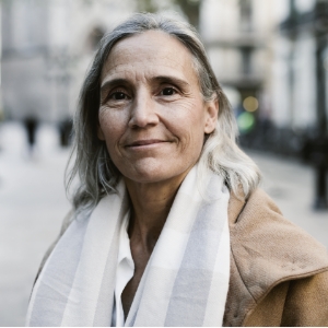 picture of woman on the street - DVT picture of woman on the street - DVT